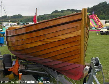 Jones Bay Built Boats 201, Catamaran Manufacturers France Group